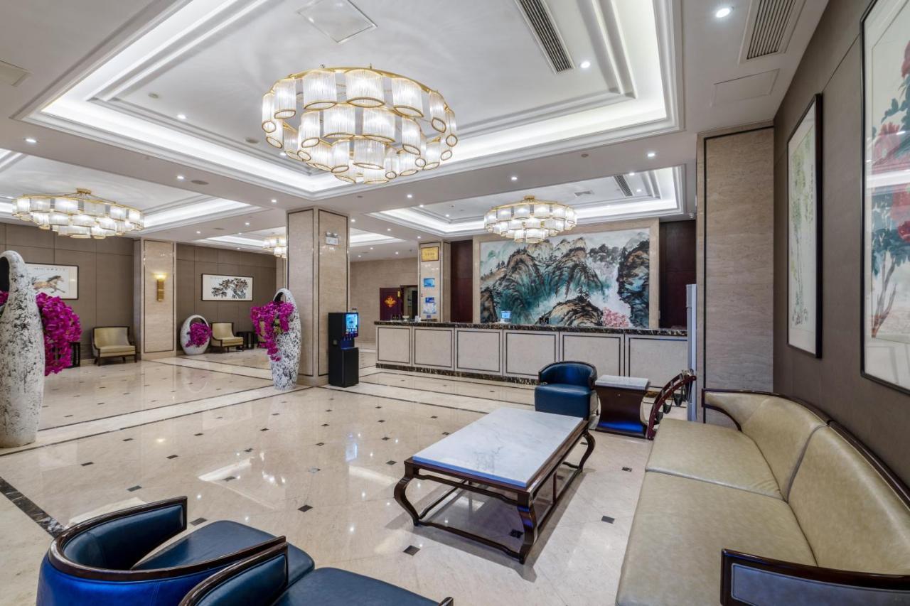 Huzhou Wealth Hotel Exterior foto